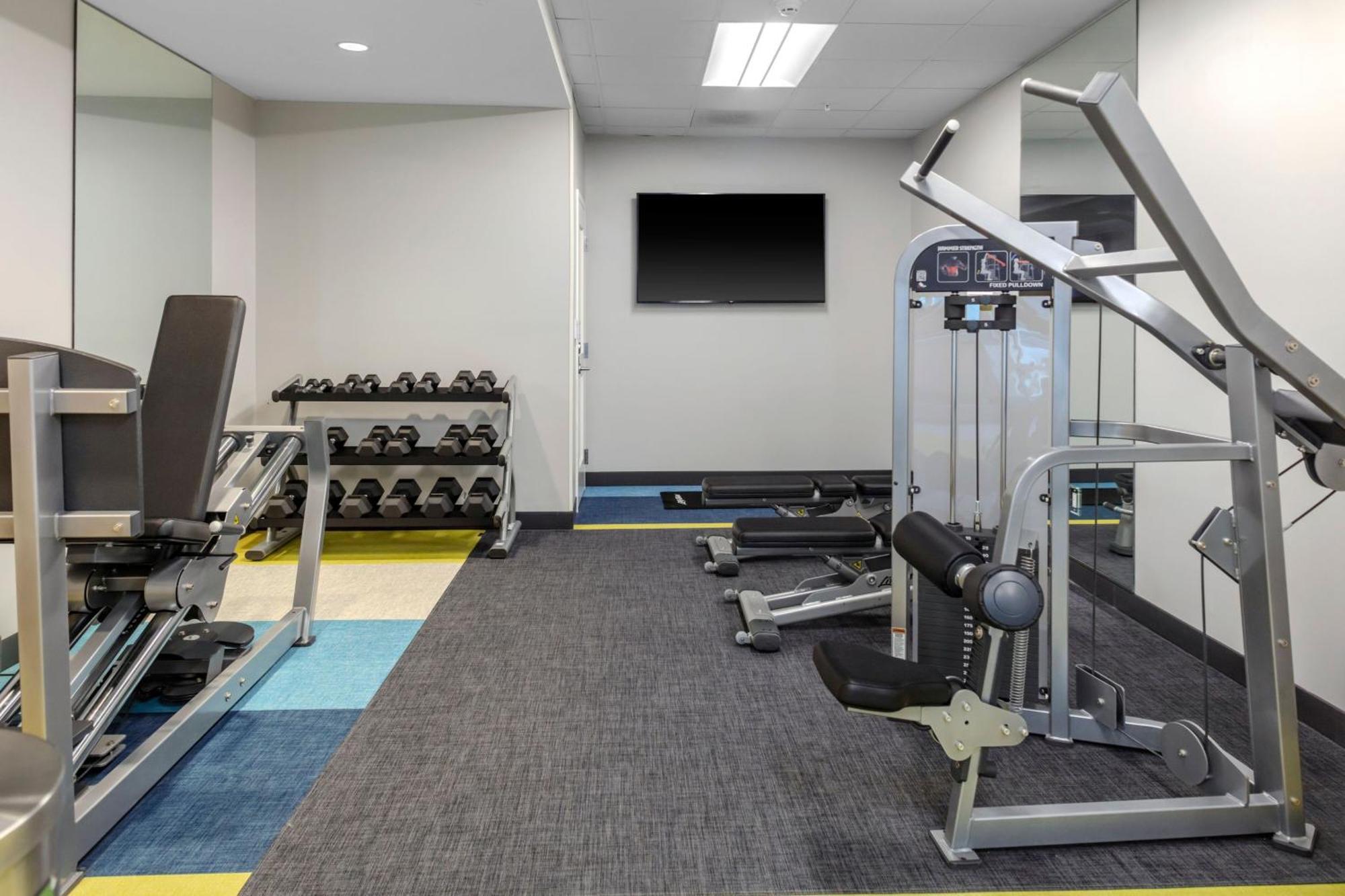 Towneplace Suites By Marriott Chesterfield Екстер'єр фото